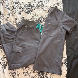 🩶 Figs Scrub Set 🩶